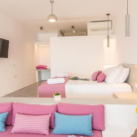 Parathyro Sto Aigaio 2 - Small Suites Tinos Ruang foto