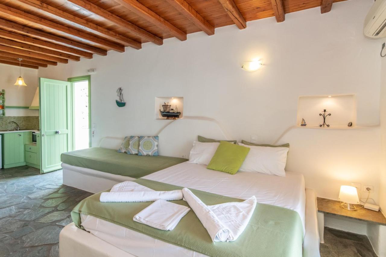 Parathyro Sto Aigaio 2 - Small Suites Tinos Bagian luar foto