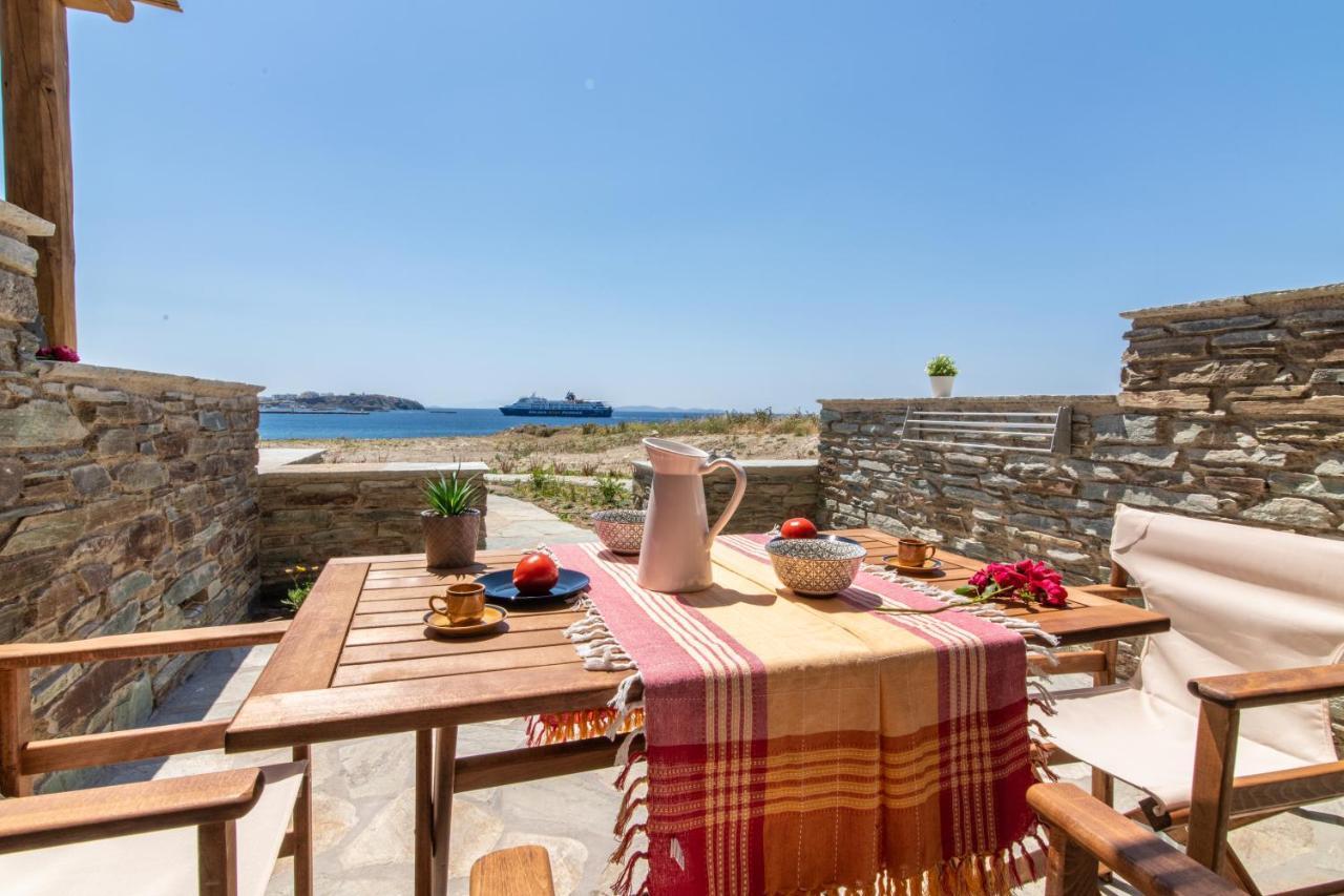 Parathyro Sto Aigaio 2 - Small Suites Tinos Bagian luar foto