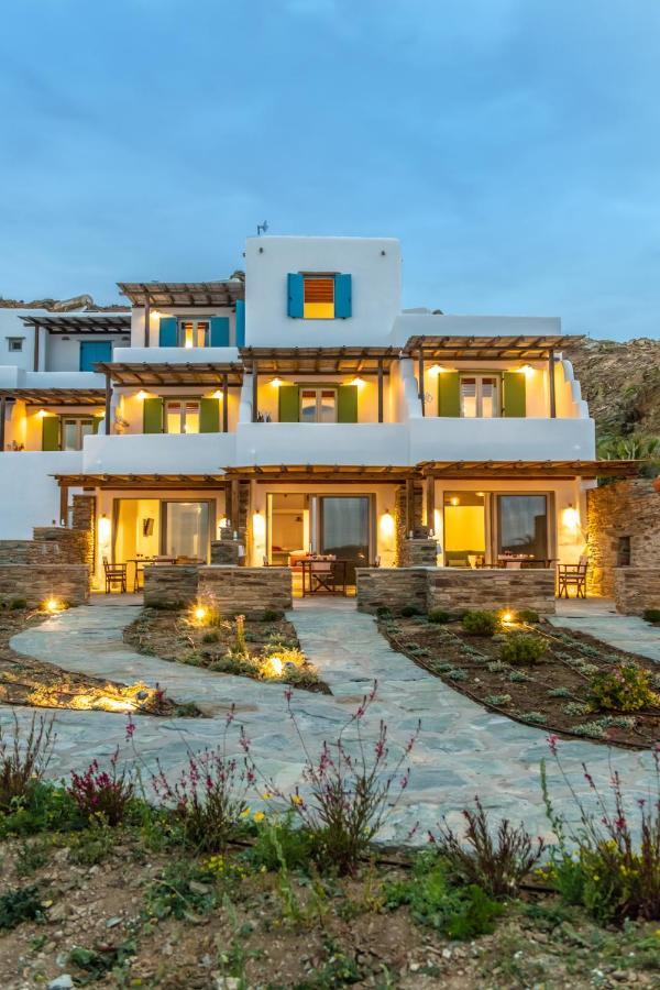 Parathyro Sto Aigaio 2 - Small Suites Tinos Bagian luar foto