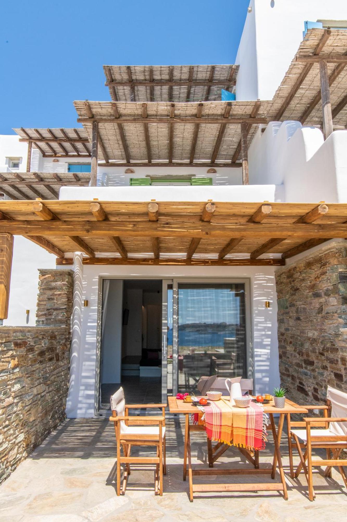Parathyro Sto Aigaio 2 - Small Suites Tinos Ruang foto