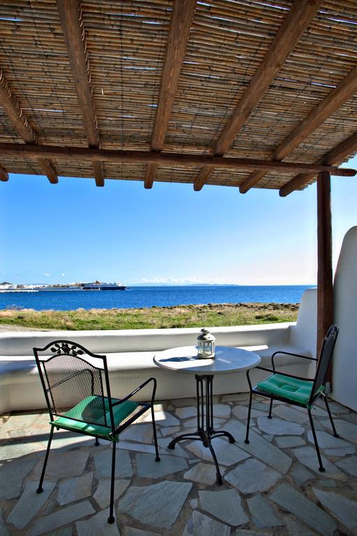 Parathyro Sto Aigaio 2 - Small Suites Tinos Ruang foto
